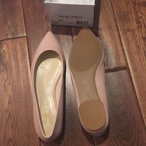 Nine West NWT pointy toe leather shoe